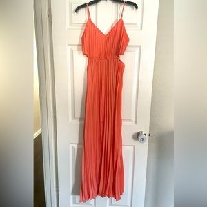 NWT Coral Pleated Maxi Express Dress